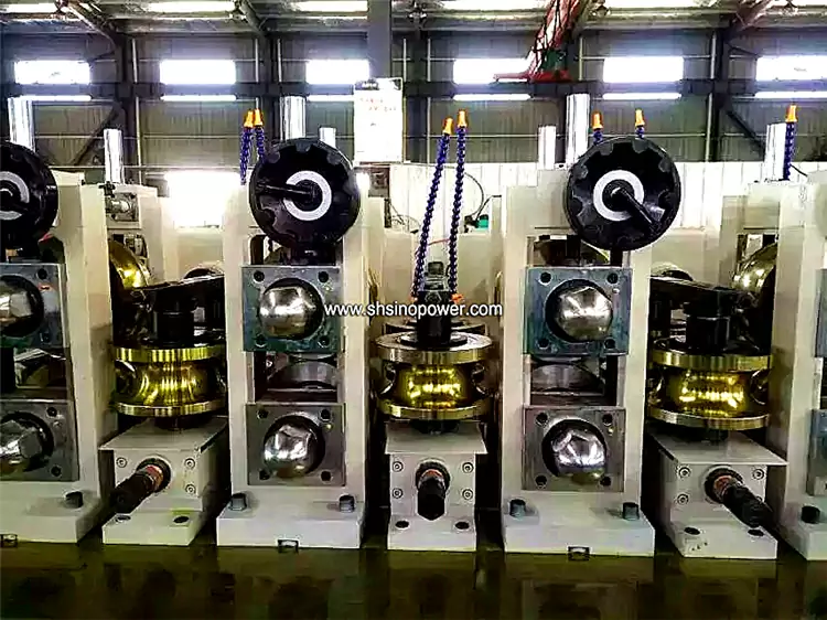 Full Automatic worm adjusting Steel Pipe Forming Machine for Manufacturers in Dubai Saudi Arabia.
